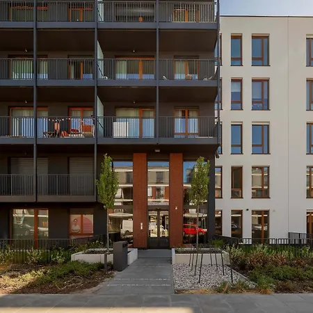 Unique With Air Conditioning And Underground Parking By Renters Prestige Apartamento Varsóvia
