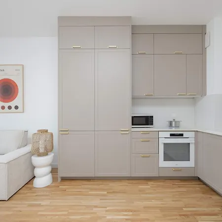 Unique With Air Conditioning And Underground Parking By Renters Prestige Apartamento Varsóvia